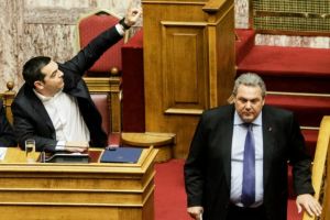 Βαριές κουβέντες Τσίπρα – Καμμένου στη Βουλή