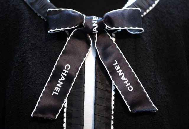 Karl Lagerfeld: Ποιος αναλαμβάνει την καλλιτεχνική διεύθυνση του οίκου Chanel