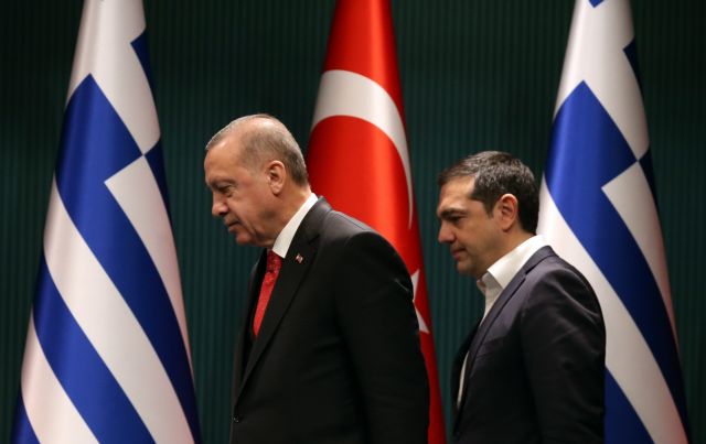 Γερμανικά ΜΜΕ: Ανομοιογενές ζευγάρι Τσίπρας – Ερντογάν