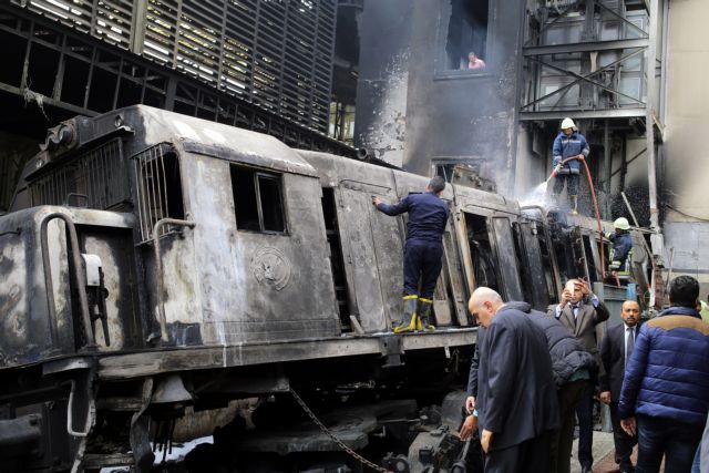 Εκτροχιασμός τρένου στην Αίγυπτο: Ο οδηγός καβγάδιζε με συνάδελφό του