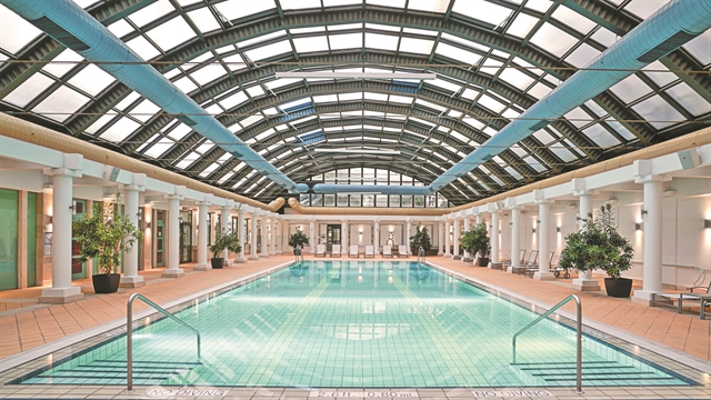 Ο μουσαφίρης, ο πρώην ποδοσφαιριστής και τα spa