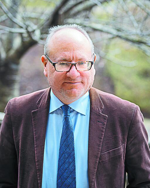 Μάικλ Κίματζ: «Σπατάλη χρόνου η πολιτική Τραμπ απέναντι στη Ρωσία»