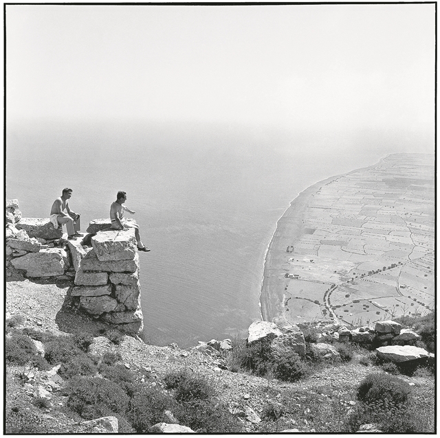 Αρχαία ερείπια στα χρόνια της αθωότητας