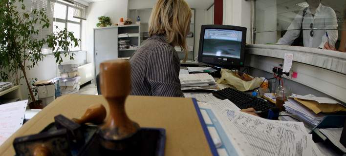 Στήνουν Κέντρα Εισπράξεων μικρομεσαίων οφειλετών