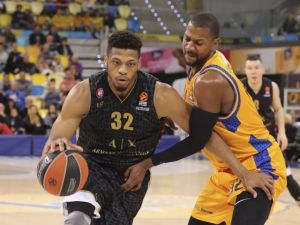 Πήρε στην παράταση το θρίλερ η Αρμάνι Μιλάνο