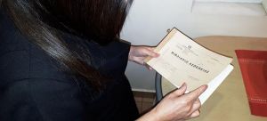 Χιλιάδες ασφαλισμένοι μένουν χωρίς βιβλιάρια υγείας και περίθαλψη