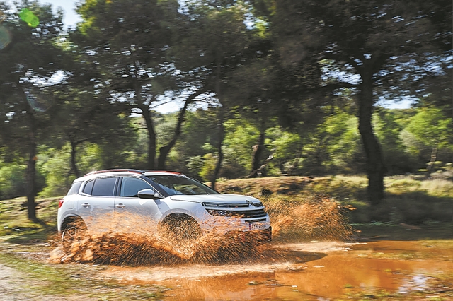 Mε… άσο στο μανίκι