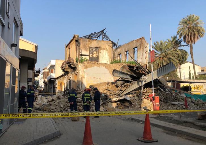 Συναγερμός στη Λευκωσία: Κατέρρευσε σπίτι – Eρευνες για εγκλωβισμένους