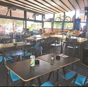 Εterno (Αλεξιουπόλεως 35)