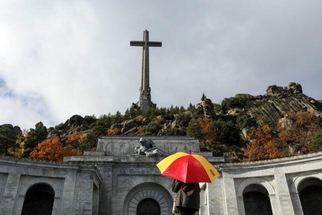 Ισπανία : Διορία 15 ημερών για την ταφή των λειψάνων του Φράνκο