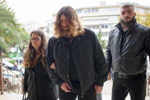 Γιακουμάκης : Στέλνουν στο δικαστήριο τον πατέρα του άτυχου σπουδαστή