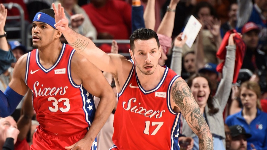 Mε σούπερ Ρέντικ οι Σίξερς τους Νάγκετς, εύκολα Πίστονς και Γουίζαρντς