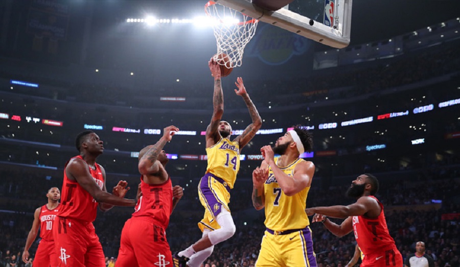 Επέστρεψαν από το -18 οι Λέικερς, 111-106 τους Ρόκετς