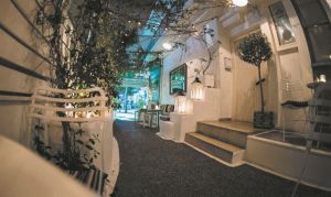 Madeira cafe (Πευκών 5)