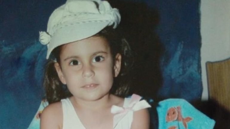 Ραγίζουν καρδιές οι μαντινάδες για την 6χρονη που «έσβησε» από τη γρίπη