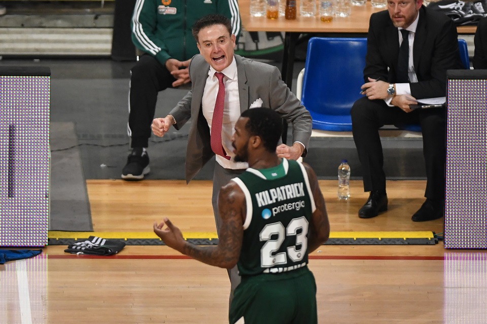 Αποθέωσε Κιλπάτρικ ο Πιτίνο: «Απόλυτος επαγγελματίας»