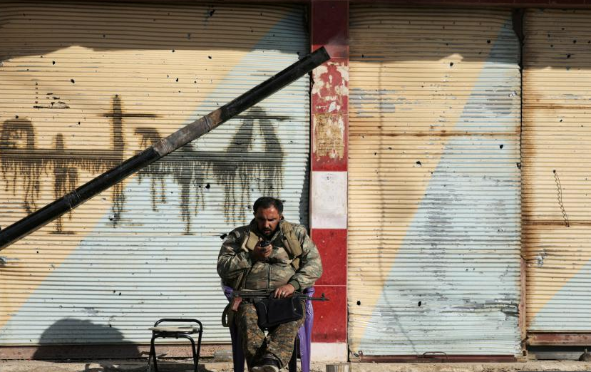 Συρία: Διακόσιες οικογένειες εγκλωβισμένες σε θύλακα του Ισλαμικού Κράτους