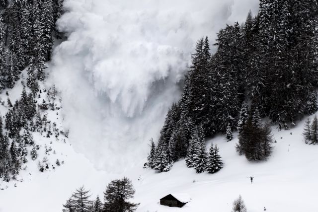 Ελβετία : Χιονοστιβάδα καταπλάκωσε πολλούς ανθρώπους – μεγάλη κινητοποίηση