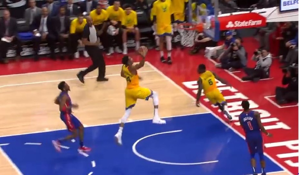 Το κάρφωμα του Αντετοκούνμπο κόντρα στους Πίστονς στα καλύτερα plays του ΝΒΑ