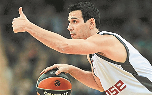 Ζήσης για τρεις…