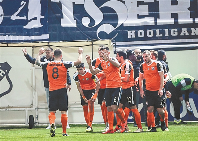 Νίκη παραμονής για τη Λαμία