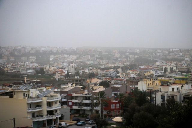 Βροχές και κύμα αφρικάνικης σκόνης θα «πνίξουν» την Ελλαδα