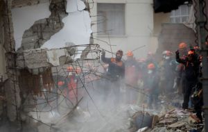 Τουρκία: Στους έξι οι νεκροί από την κατάρρευση πολυκατοικίας