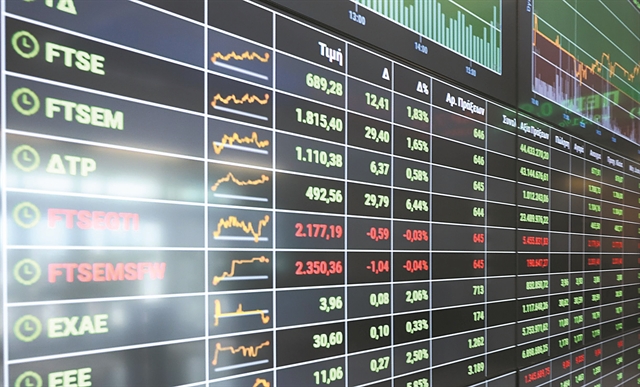 Ηπια πτώση μετά την τριήμερη άνοδο στο Χρηματιστήριο