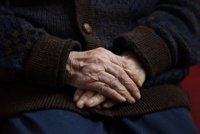 Εισαγγελέας σε γηροκομείο : Εδιωξαν ηλικιωμένο επειδή ήταν ομοφυλόφιλος