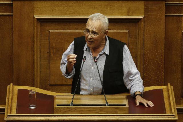 Ζουράρις: Θα σέρνω τον Μητσοτάκη στα δικαστήρια για το «βουλευτής σε τιμή ευκαιρίας»