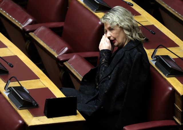 Παπακώστα: Καταθέτει αγωγή στο Μητσοτάκη για στοχοποίηση