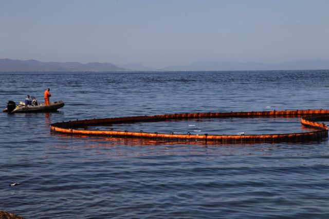 Ρύπανση στο αλιευτικό καταφύγιο Νέων Μουδανιών