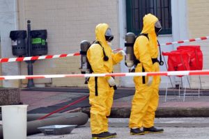 Εντεκα οι ύποπτοι φάκελοι με σκόνη στα Δικαστήρια Πειραιά