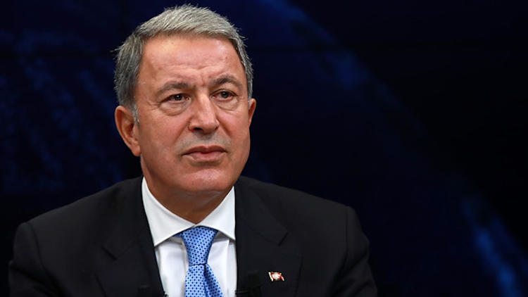 «Τα μαζεύει» η Άγκυρα μετά την απάντηση Αποστολάκη σε Ακάρ