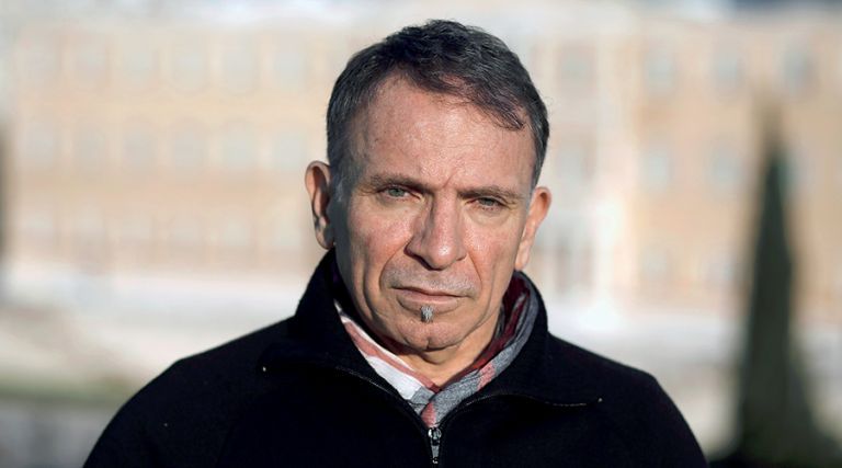 Λογοκρισία του Facebook σε φωτογραφία του Γιάννη Μπεχράκη