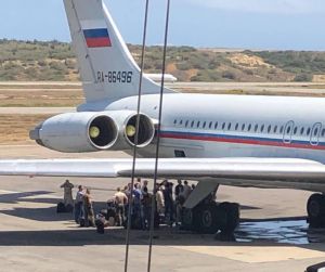 Μόσχα: Στο πλαίσιο συνεργασίας η παρουσία στρατιωτικών στη Βενεζουέλα