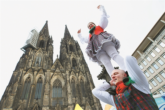 Λίγο πριν από το τέλος της εντυπωσιακής γιορτής