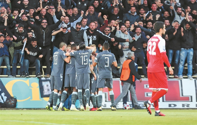 Δικαιολογίες είχαν, απαντήσεις όχι