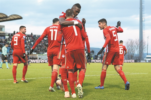 Η διαφορά του άξονα με θέα στα προσεχώς