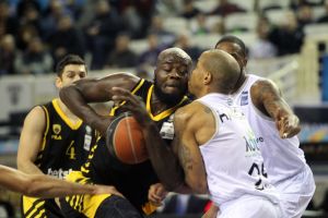 LIVE: ΠΑΟΚ – ΑΕΚ