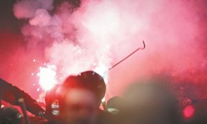 Τα πρώτα λουκέτα