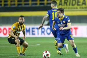 Ο Σιμόες έβρισε χυδαία τον Διαμαντόπουλο