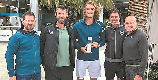 Δεν τρελαίνεται για Πέτερσον ο Χιμένεθ