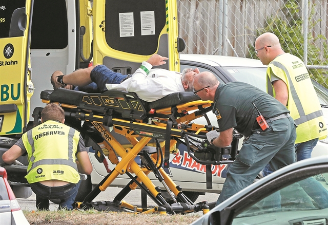 Αναζητούν τα ίχνη του στην Ελλάδα