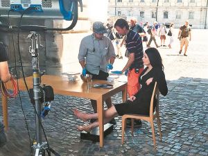 Η Κέιτ Μπλάνσετ έγινε Μαρίνα Αμπράμοβιτς