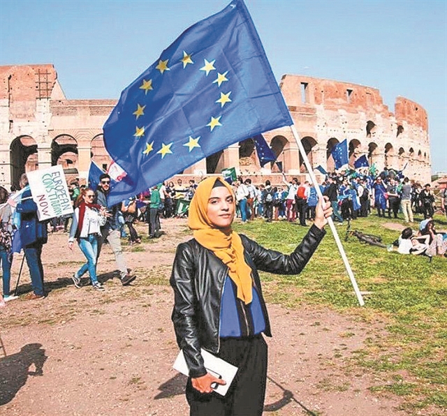 Περπατώντας στις μύτες των ποδιών