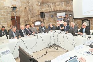 Κρύβουν τους αιώνιους φοιτητές από τις λίστες