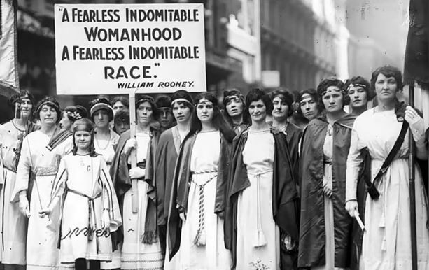 Παγκόσμια Ημέρα της Γυναίκας : Η ιστορία του 1857 και η γιορτή - ΤΑ ΝΕΑ