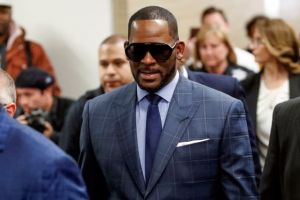 Στο φως βίντεο που ενοχοποιεί τον R Kelly για σεξουαλική κακοποίηση ανηλίκων