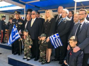 Γεννηματά: Κρατάμε ψηλά τη σημαία των αγώνων